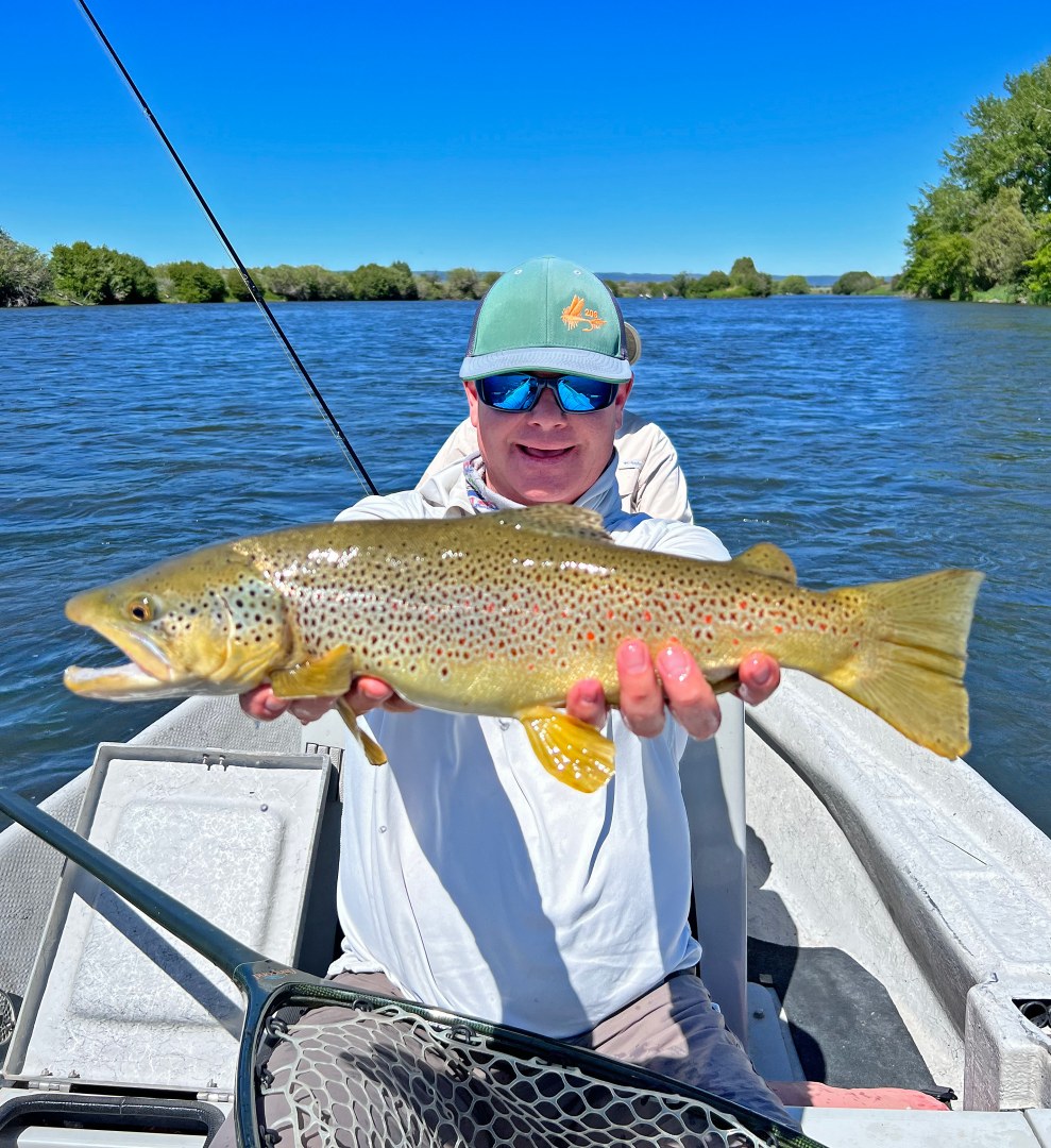 Erik-White-Guide-School-Instructor