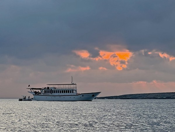 Oman No-Boundaries Hosted Trip Report Notus Temptress IV